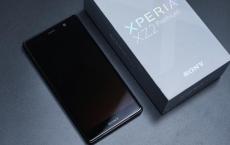 索尼的Xperia XZ2 Premium的照片和视频ISO疯狂高