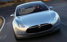 美国特斯拉推出中等价位范围的“Model 3” 约500万日元