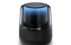 全面Harman Kardon环绕立体声音响系统以及完整的全景玻璃天窗