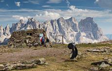 Roberto Dini和Stefano Girodo在意大利阿尔卑斯山建造山顶庇护所