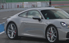 2020年保时捷911 Turbo S可以产生641马力