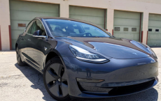 特斯拉Model 3所有者无法理解自动驾驶仪的工作原理