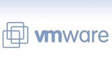 两种支持虚拟化的存储阵列模型以及与VMware相关的固件也得到了升级