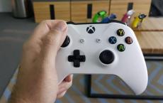 Apple正在出售Xbox无线控制器供您与Apple Arcade一起使用