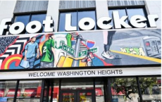 大流行正在加速Foot Locker将商店迁出商场的计划