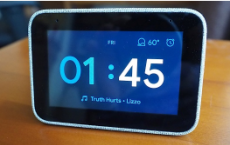 在百思买以40美元的价格购买Lenovo Smart Clock