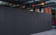 Lululemon蓬勃发展的数字业务不足以抵消商店倒闭的影响 