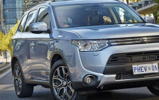 三菱向秘鲁政府交付i MiEV和Outlander PHEV