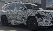 新款丰田 RAV4 2025 跨界车首次出现在道路上